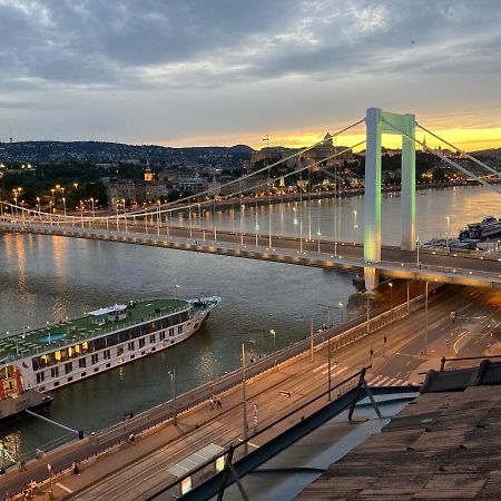 Riverside Flat With King Castle View Budapest Exterior foto